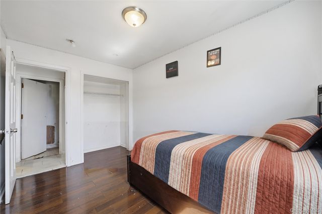 2064 Cicero Avenue, Bronx, NY 10473