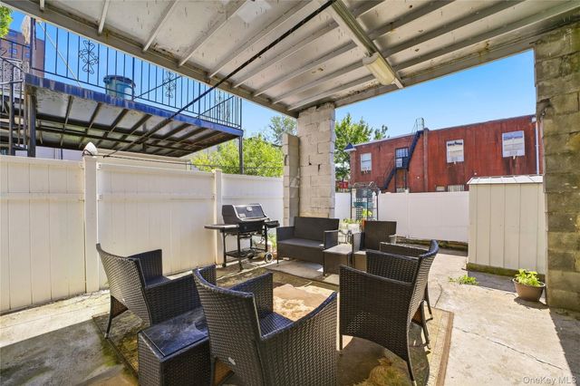2064 Cicero Avenue, Bronx, NY 10473