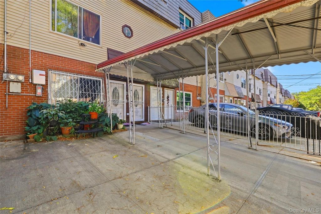 2064 Cicero Avenue, Bronx, NY 10473 — photo 2