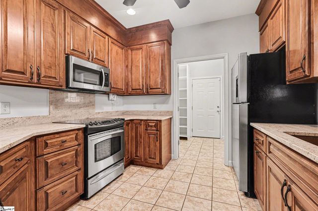 109 Oak Crest Circle, Seneca, SC 29672