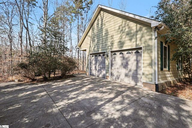 109 Oak Crest Circle, Seneca, SC 29672