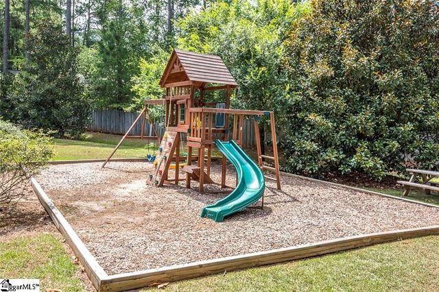 109 Oak Crest Circle, Seneca, SC 29672