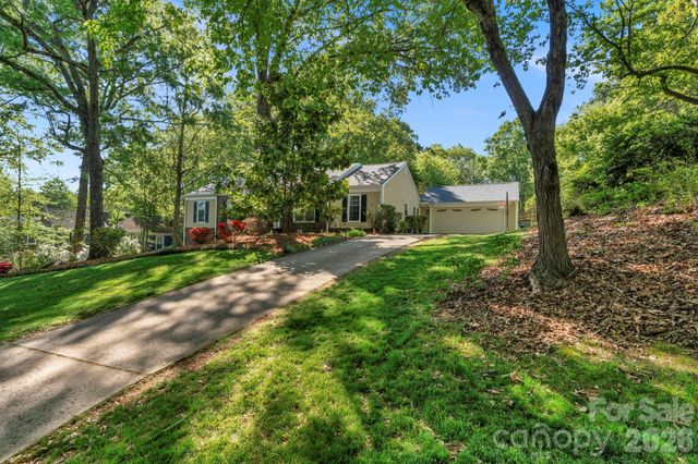 8633 Ducksbill Drive, Charlotte, NC 28277