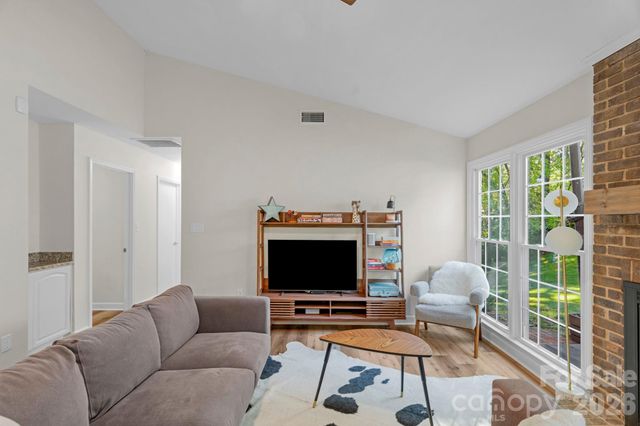 8633 Ducksbill Drive, Charlotte, NC 28277