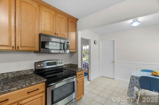 8633 Ducksbill Drive, Charlotte, NC 28277