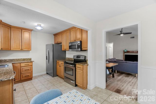 8633 Ducksbill Drive, Charlotte, NC 28277