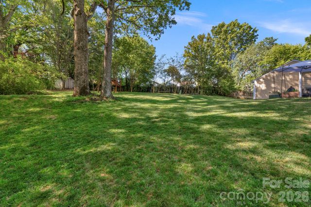 8633 Ducksbill Drive, Charlotte, NC 28277