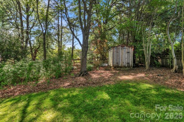 8633 Ducksbill Drive, Charlotte, NC 28277