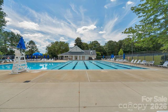 8633 Ducksbill Drive, Charlotte, NC 28277