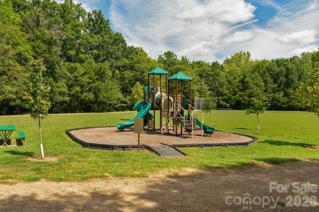 8633 Ducksbill Drive, Charlotte, NC 28277