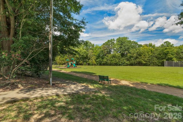 8633 Ducksbill Drive, Charlotte, NC 28277