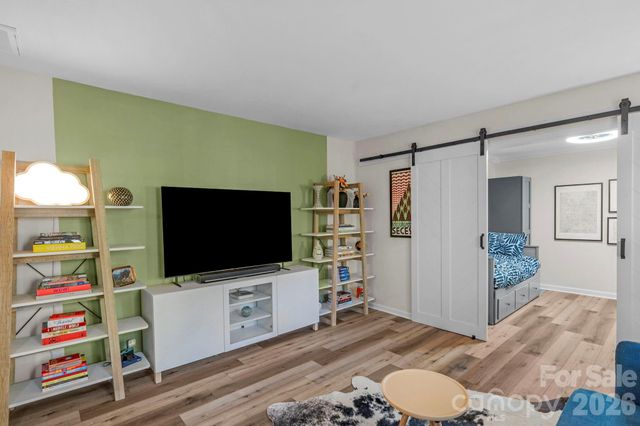 8633 Ducksbill Drive, Charlotte, NC 28277