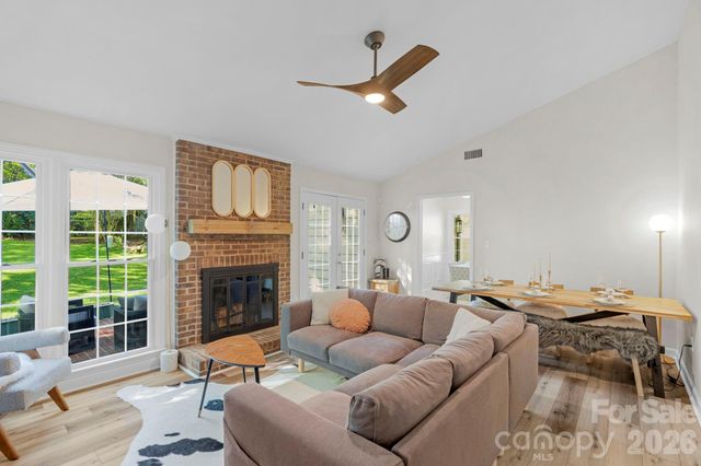 8633 Ducksbill Drive, Charlotte, NC 28277