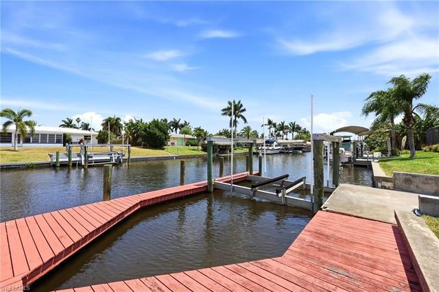 3105 SE 18th AVE, Cape Coral, FL 33904