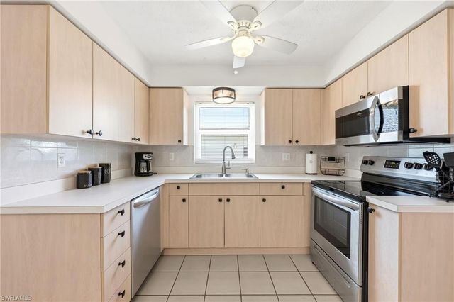 3105 SE 18th AVE, Cape Coral, FL 33904