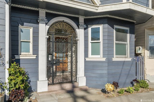 3390 16th Street, San Francisco, CA 94114