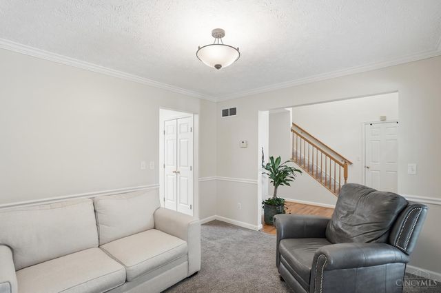 504 Dakota Run, Hamilton Twp, OH 45039
