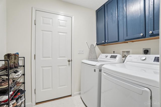 504 Dakota Run, Hamilton Twp, OH 45039