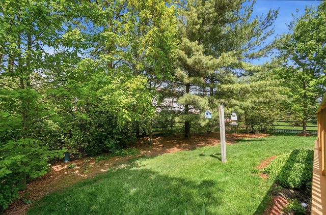 504 Dakota Run, Hamilton Twp, OH 45039