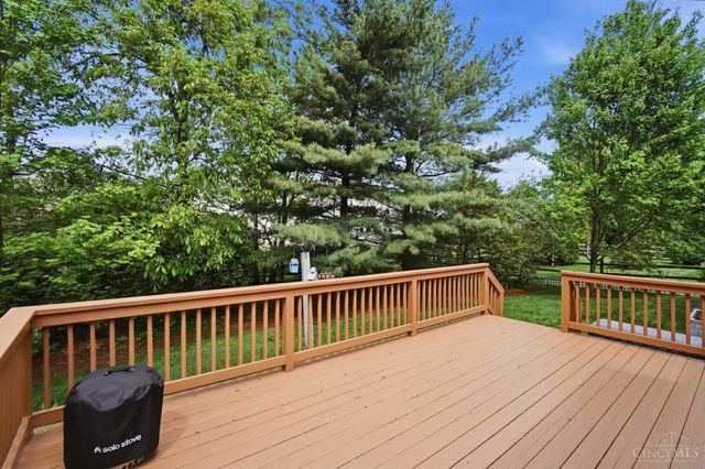 504 Dakota Run, Hamilton Twp, OH 45039