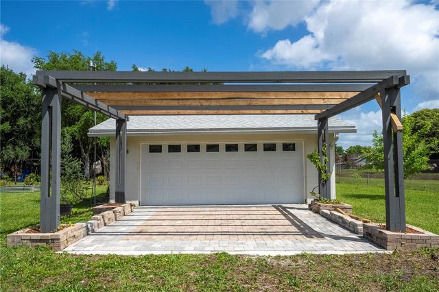 8595 MILLINOCKETT LANE, Orlando, FL 32825