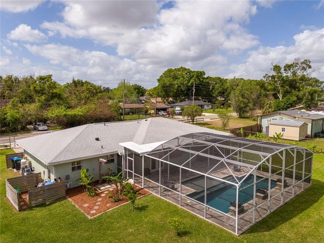 8595 MILLINOCKETT LANE, Orlando, FL 32825