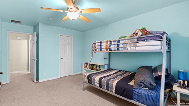 325 Golden Bear Dr, Cibolo, TX 78108