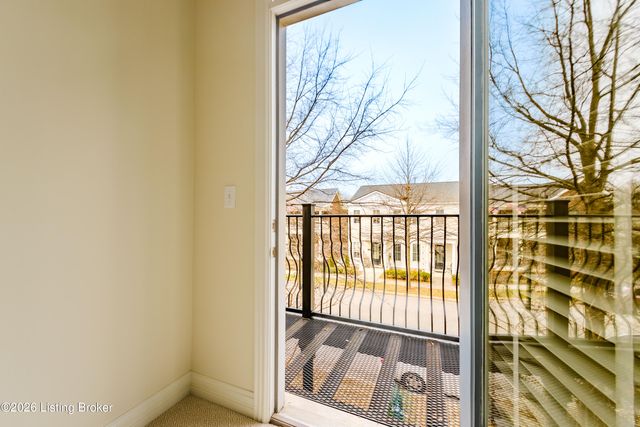 9312 Norton Commons Blvd, Prospect, KY 40059