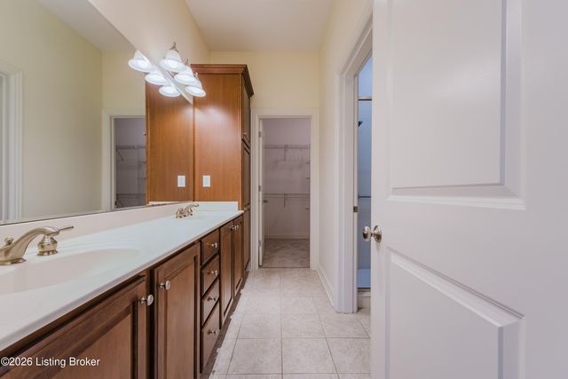9312 Norton Commons Blvd, Prospect, KY 40059