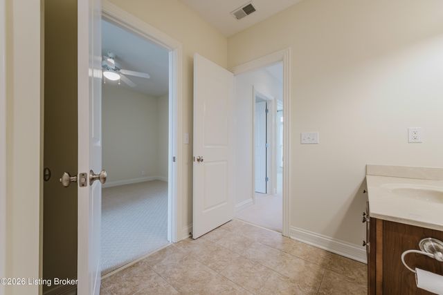 9312 Norton Commons Blvd, Prospect, KY 40059