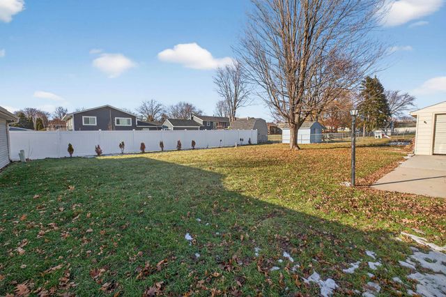 830 Colby Road, Waterloo, IA 50701