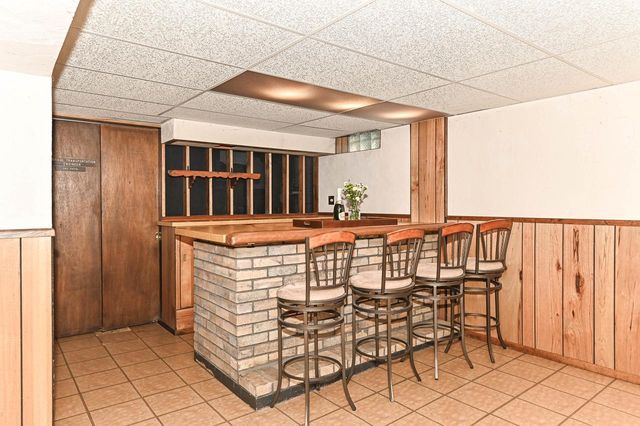8049 S Waring DRIVE, Oak Creek, WI 53154