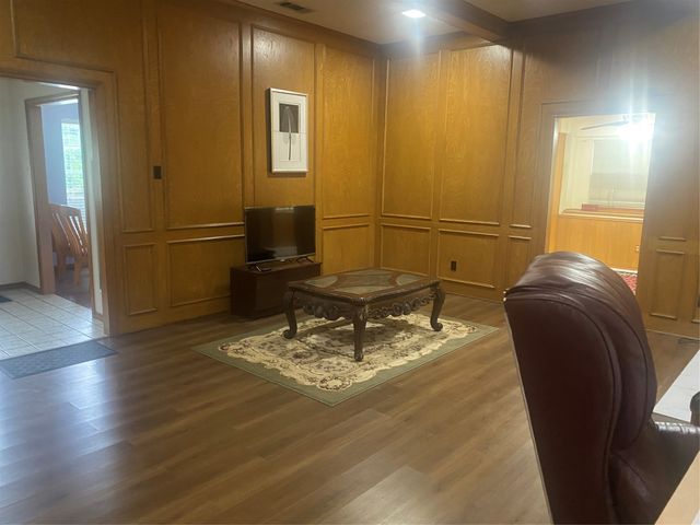 2738 Belmeade Drive, Carrollton, TX 75006