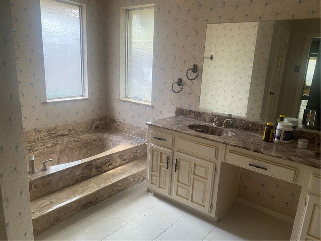 2738 Belmeade Drive, Carrollton, TX 75006