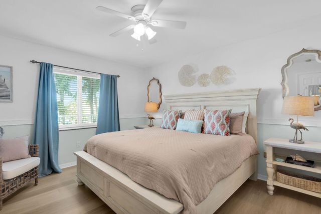 351 10th Street, Key Colony Beach, FL 33051