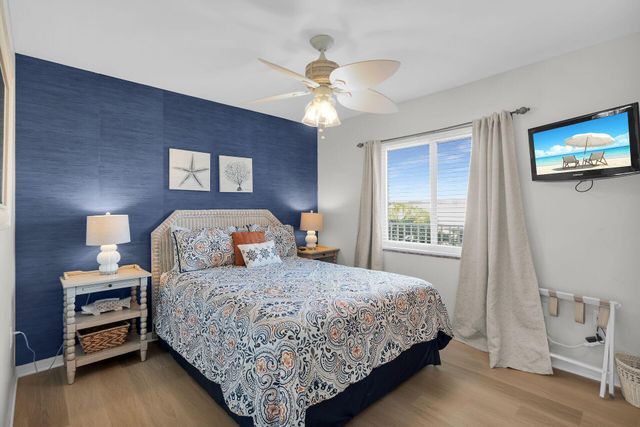 351 10th Street, Key Colony Beach, FL 33051