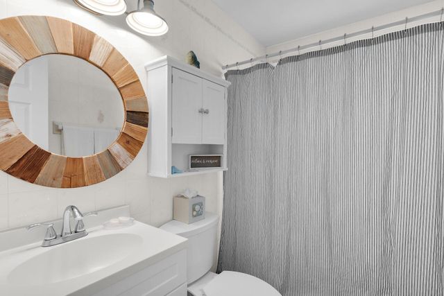 351 10th Street, Key Colony Beach, FL 33051