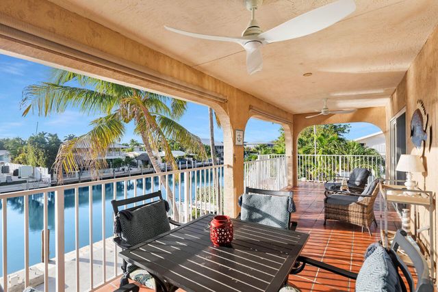 351 10th Street, Key Colony Beach, FL 33051