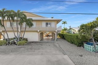 351 10th Street, Key Colony Beach, FL 33051