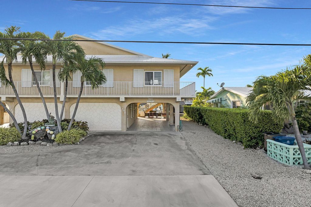 351 10th Street, Key Colony Beach, FL 33051