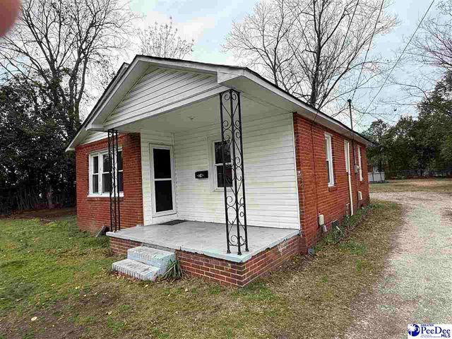 74 Victory Drive, Cheraw, SC 29520