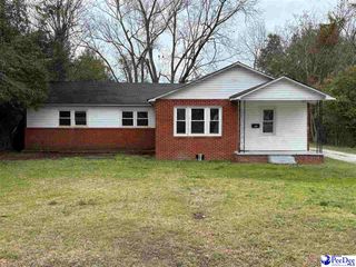 74 Victory Drive, Cheraw, SC 29520