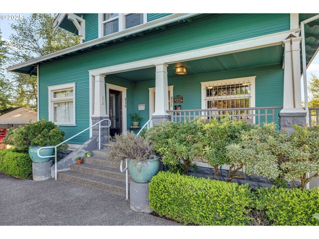 835 N MAIN Ave, Gresham, OR 97030