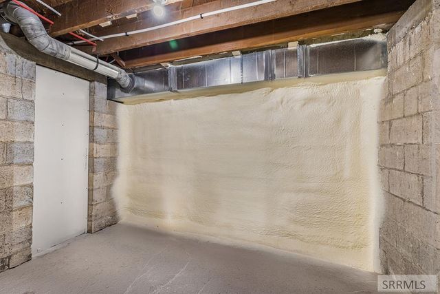 3442 E 2000 N, Sugar City, ID 83448