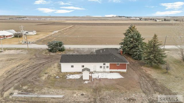 3442 E 2000 N, Sugar City, ID 83448