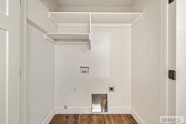 3442 E 2000 N, Sugar City, ID 83448