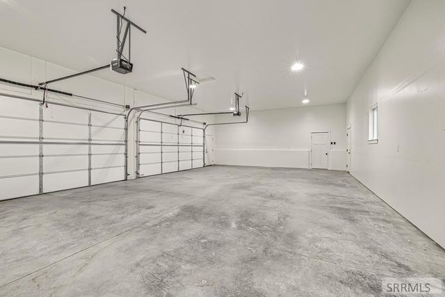 3442 E 2000 N, Sugar City, ID 83448