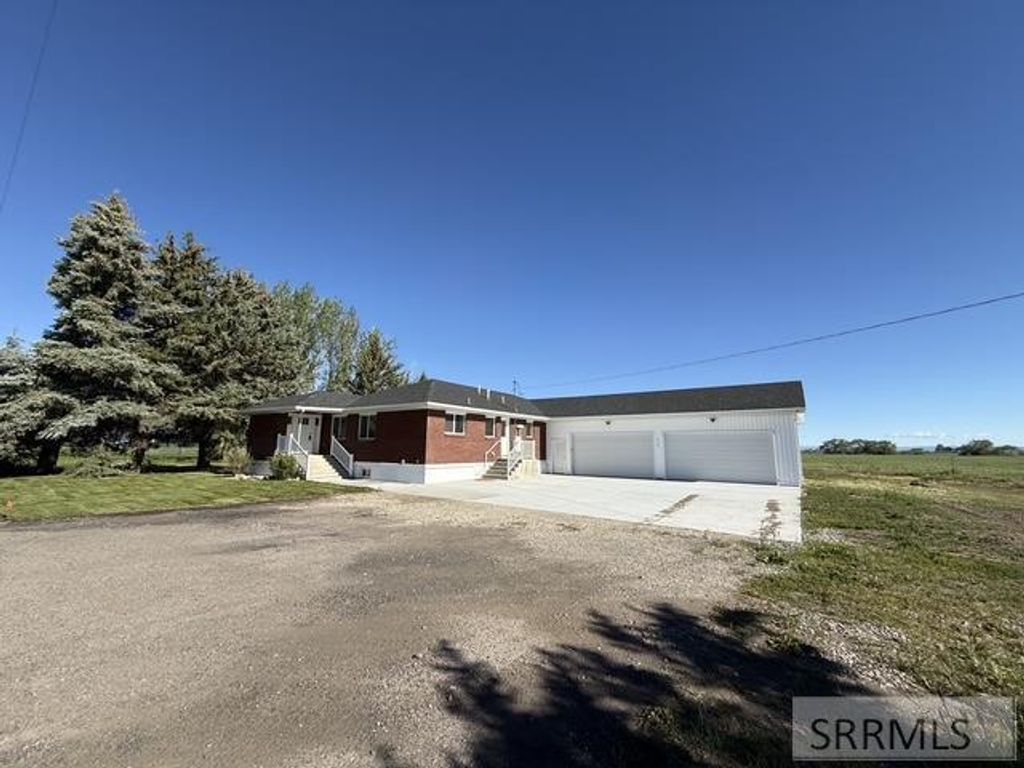 Image 27 of property listing at 3442 E 2000 N, Sugar City, ID 83448