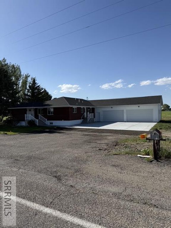 Image 30 of property listing at 3442 E 2000 N, Sugar City, ID 83448