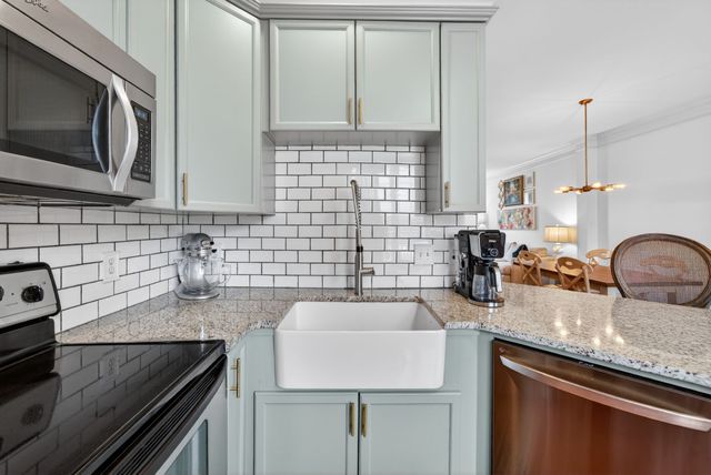 7246 Althorp Way, Nashville, TN 37211